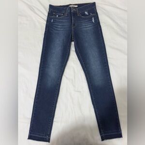 Levi 311 shaping skinny jeans 27